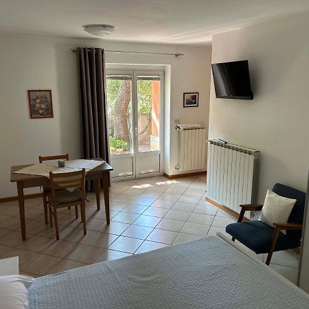 Ai 2 Olmi - Monolocali Nel Verde Muggia Luaran gambar